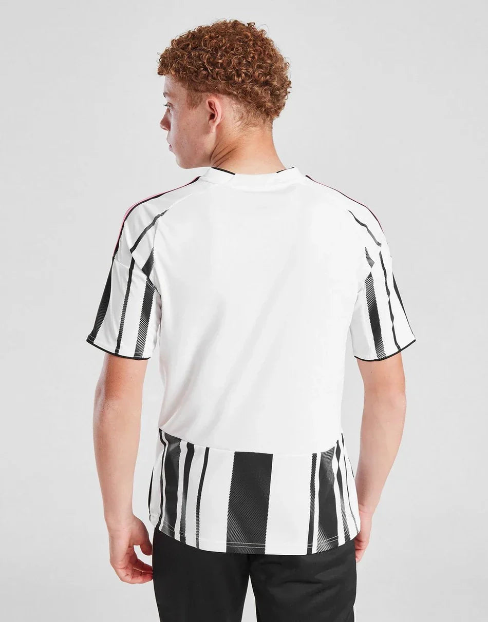 JUVENTUS 2025/26 HOME SHIRT JUNIOR
